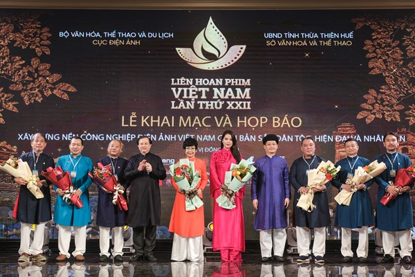 Khai mạc Liên hoan phim Việt Nam lần thứ XXII: Tinh gọn, đặc sắc - Anh 9