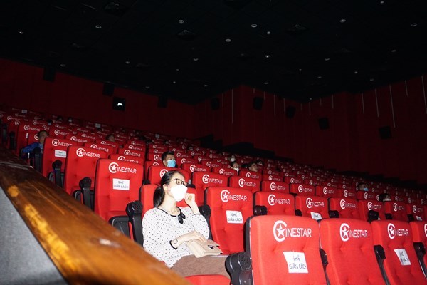 Các rạp phim tại Huế phục vụ khán giả - Anh 5