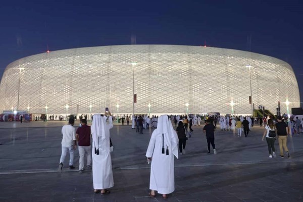 Người hâm mộ cần lưu ý gì khi đến Qatar xem World Cup? - Anh 1