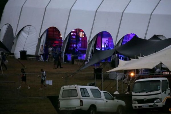Nam Phi: Dừng lễ hội âm nhạc sau khi phát hiện 36 ca mắc Covid-19 - Anh 1