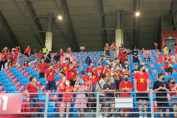 Tuyển Việt Nam thắng nhẹ nhàng tại trận ra quân AFF Cup 2020 - Anh 1