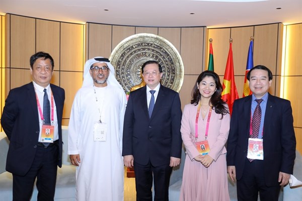 Quỹ Phát triển Abu Dhabi tìm kiếm cơ hội đầu tư tại Việt Nam - Anh 4