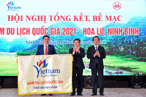 Tổng kết Năm du lịch quốc gia 2021- Hoa Lư, Ninh Bình: Cần đổi mới tư duy phù hợp với xu hướng - Anh 3