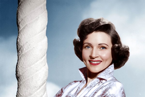 “Biểu tượng truyền hình Mỹ” Betty White qua đời ở tuổi 99 - Anh 1
