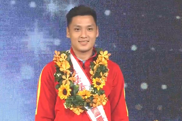 Thủ môn của tuyển Futsal Việt Nam được vinh danh 