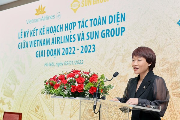 Tập đoàn Sun Group và Vietnam Airlines mở rộng hợp tác chiến lược giai đoạn 2022-2023 - Anh 1