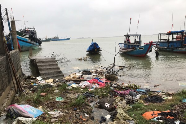 Cảnh báo ô nhiễm rác thải nhựa ở đầm phá Tam Giang - Cầu Hai - Anh 1