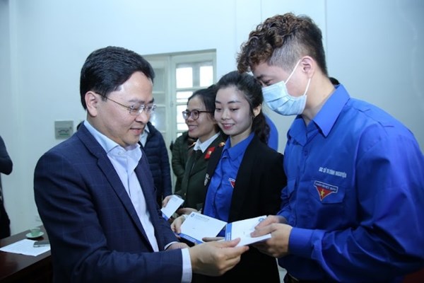Mạng lưới Thầy thuốc đồng hành Hà Nội hỗ trợ, tư vấn hàng nghìn bệnh nhân F0 - Anh 1