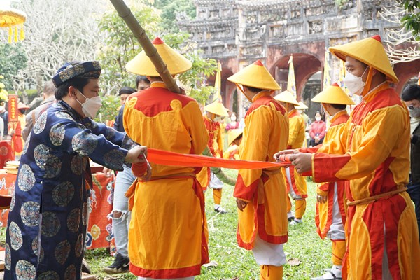 Lễ hạ nêu và khai ấn tại khu di sản Hoàng Cung Huế - Anh 7