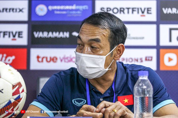 HLV Đinh Thế Nam nói gì sau trận đại thắng của U23 Việt Nam? - Anh 1