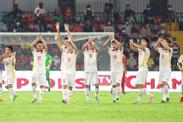 Đội tuyển U23 Việt Nam: Bước chạy đà thuận lợi - Anh 1