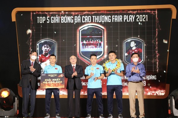 Tuyển Futsal Việt Nam chiến thắng giải Fair Play 2021 - Anh 2