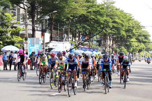 Xe đạp nữ Việt Nam khởi động, chuẩn bị cho SEA Games 31 - Anh 2