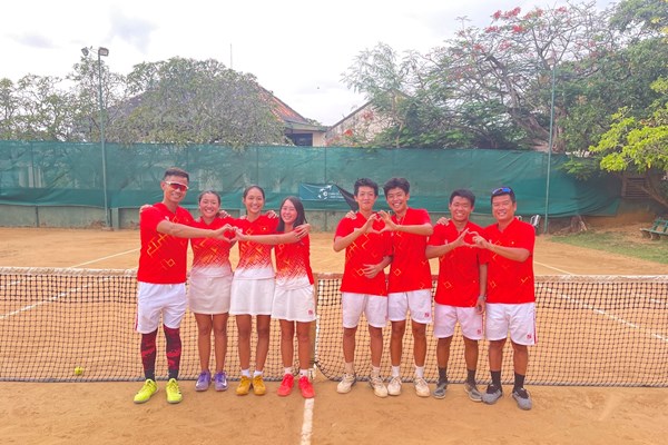 Tuyển quần vợt trẻ Việt Nam giành hạng ba giải quốc tế ở Sri Lanka - Anh 1