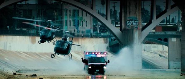 “Ambulance”: Phim hành động mới của ông hoàng “cháy nổ” Michael Bay - Anh 2