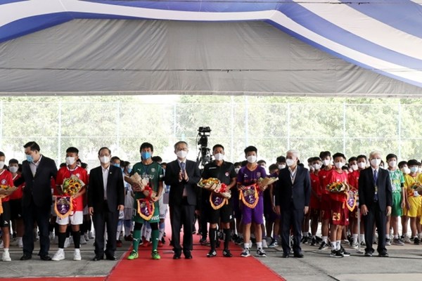 Tám đội dự Giải bóng đá thiếu niên quốc tế U13 Việt Nam và Nhật Bản - Anh 1
