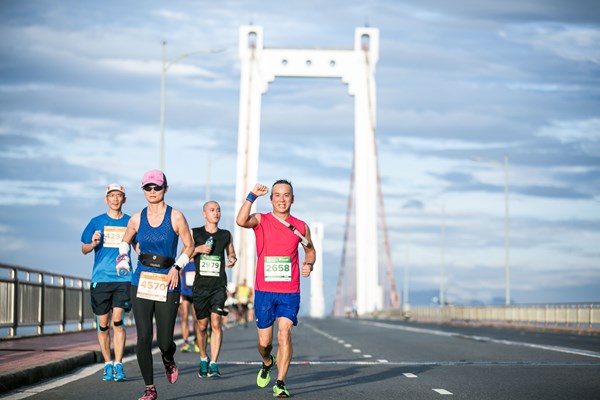 5.000 người tham dự Marathon Quốc Tế Đà Nẵng Manulife 2022 lần thứ 7 - Anh 1