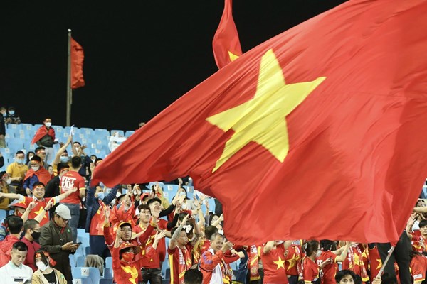 Tuyển Việt Nam thua đáng tiếc trước Oman - Anh 1
