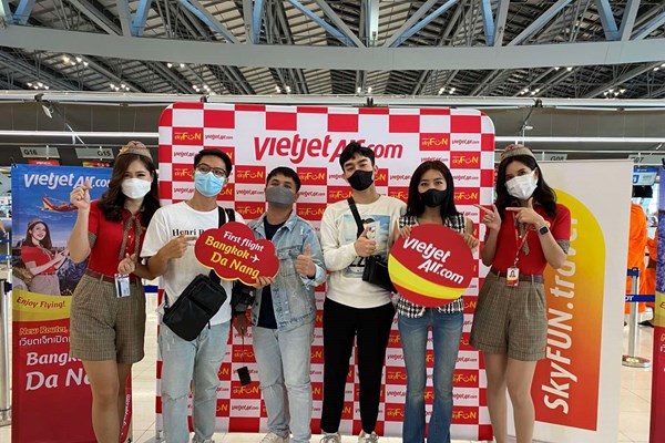 Vietjet khôi phục đường bay quốc tế đầu tiên giữa Đà Nẵng và Thái Lan, đón đầu phục hồi du lịch quốc tế khu vực - Anh 2