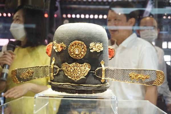 Trưng bày cổ vật mũ quan triều Nguyễn phục vụ người dân tham quan miễn phí - Anh 4