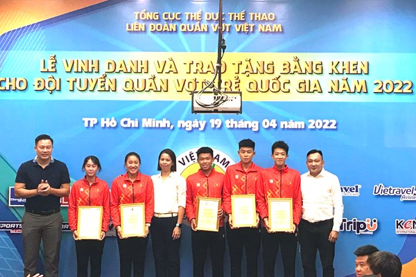Vinh danh đội tuyển quần vợt trẻ Việt Nam - Anh 2