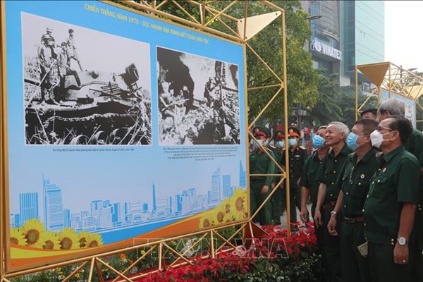 Thành phố Hồ Chí Minh - 47 năm cùng cả nước, vì cả nước - Anh 1