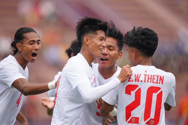 Ghi bàn phút bù giờ, U23 Myanmar thắng trận đầu tại SEA Games 31 - Anh 1