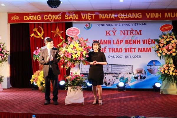 Bệnh viện Thể thao Việt Nam kỷ niệm 15 năm thành lập - Anh 2