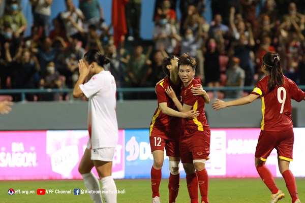 Thắng đội bóng dự World Cup, tuyển nữ Việt Nam chắc suất vào bán kết - Anh 2