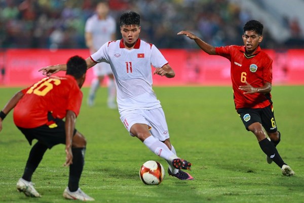 Thắng U23 Timor Leste, U23 Việt Nam vào bán kết SEA Games 31 - Anh 2