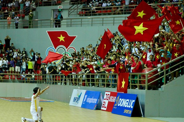 Đánh bại Myanmar, tuyển Futsal Việt Nam rộng cửa giành HCV - Anh 3
