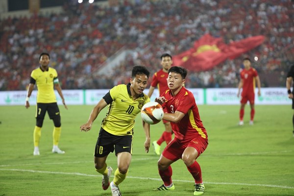 Thắng nghẹt thở Malaysia, U23 Việt Nam vào chung kết SEA Games 31 - Anh 5