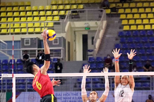 Thi đấu quả cảm, tuyển bóng chuyền nam Việt Nam vào chung kết SEA Games 31 - Anh 1