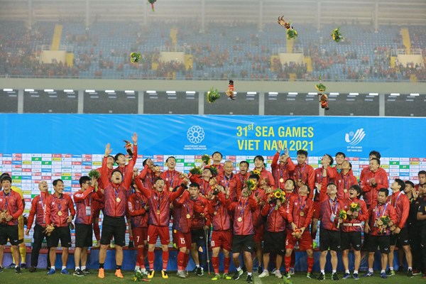 AFC và các liên đoàn quốc gia gửi thư chúc mừng thành công của bóng đá Việt Nam tại SEA Games 31 - Anh 1