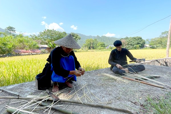 Bảo tồn nghề đan lát truyền thống của người Tày ở Hà Giang - Anh 1