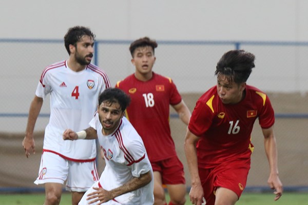 U23 Việt Nam thi đấu nỗ lực trước U23 UAE - Anh 2