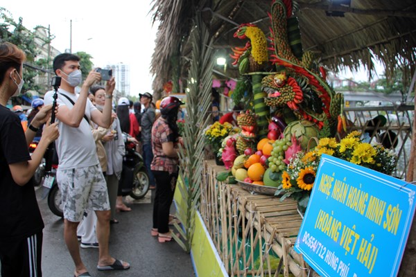 Đông đảo người dân đến với Tuần lễ trái cây “Trên bến, dưới thuyền” - Anh 7