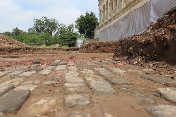 Phát hiện khảo cổ quan trọng tại Hoàng thành Thăng Long: Đã tìm thấy dấu tích của sân Đan Trì, Ngự đạo - Anh 2