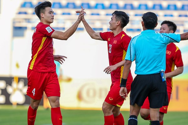 Thắng dễ Malaysia, U23 Việt Nam vào tứ kết giải U23 châu Á - Anh 2