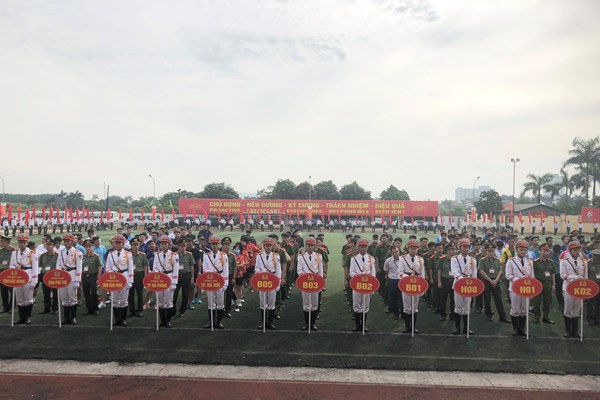 Hơn 1.000 cán bộ, chiến sĩ tham dự Hội thao kỷ niệm 60 năm Ngày truyền thống lực lượng Cảnh sát nhân dân - Anh 2