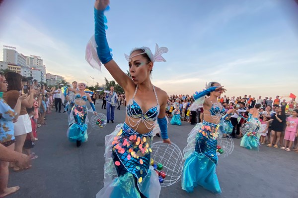 Đặc sắc Lễ hội Carnival Sầm Sơn 2022 - Anh 2