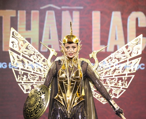 Thiết kế trang phục dân tộc Miss Universe Vietnam 2022: Sân chơi cho các NTK trẻ tỏa sáng - Anh 3