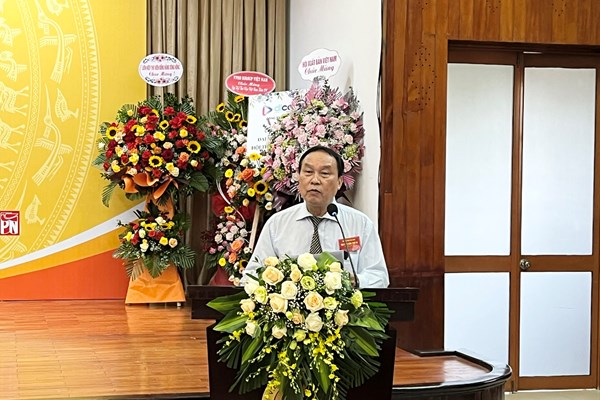 Ông Nguyễn Hữu Giới tái đắc cử Chủ tịch Hội Thư viện Việt Nam - Anh 3