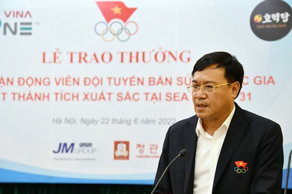 Trao thưởng gần 370 triệu đồng cho đội tuyển bắn súng Việt Nam - Anh 1