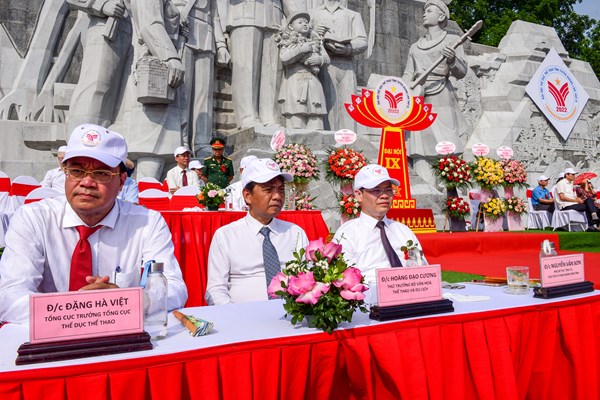 1.000 VĐV tham gia tranh tài tại Đại hội TDTT tỉnh Tuyên Quang - Anh 1