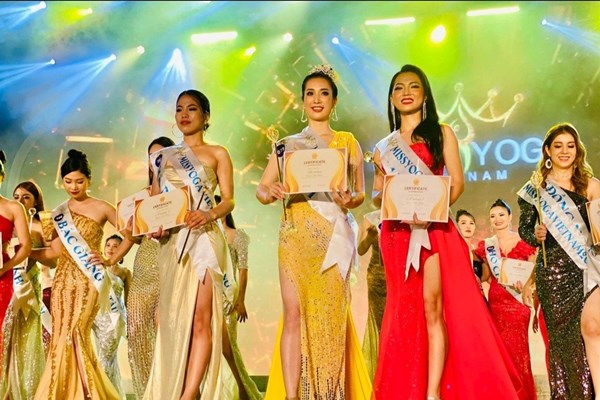 Người đẹp Hà Nội giành danh hiệu Miss Tài năng nữ hoàng Yoga Việt Nam - Anh 1