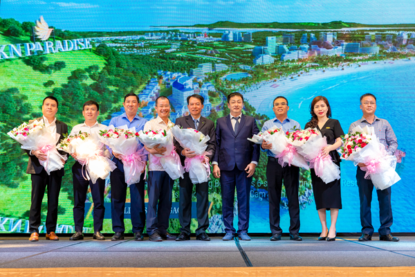 KN Cam Ranh tổ chức Lễ động thổ Công viên nước hơn 500 tỉ đồng - Anh 2