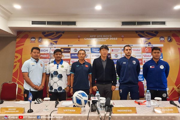 U19 Việt Nam nỗ lực thi đấu tại Giải U19 Đông Nam Á - Anh 1