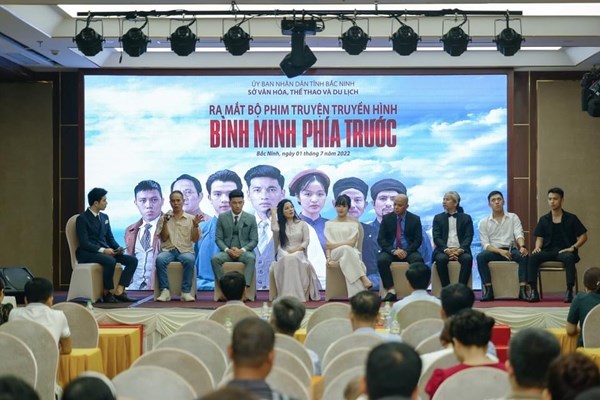 Ra mắt phim “Bình minh phía trước” tái hiện tuổi trẻ Tổng Bí thư Nguyễn Văn Cừ - Anh 2