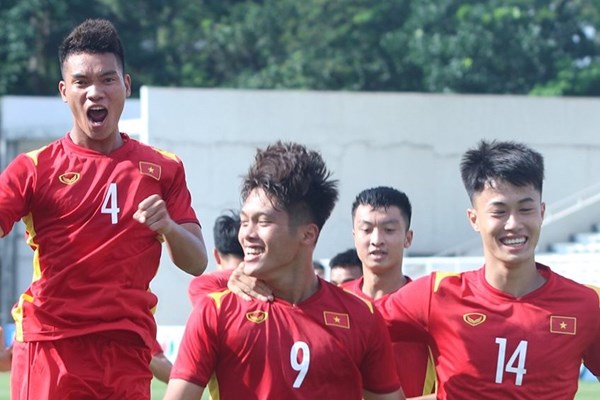 U19 Việt Nam thắng trận đầu tiên tại giải Đông Nam Á - Anh 2